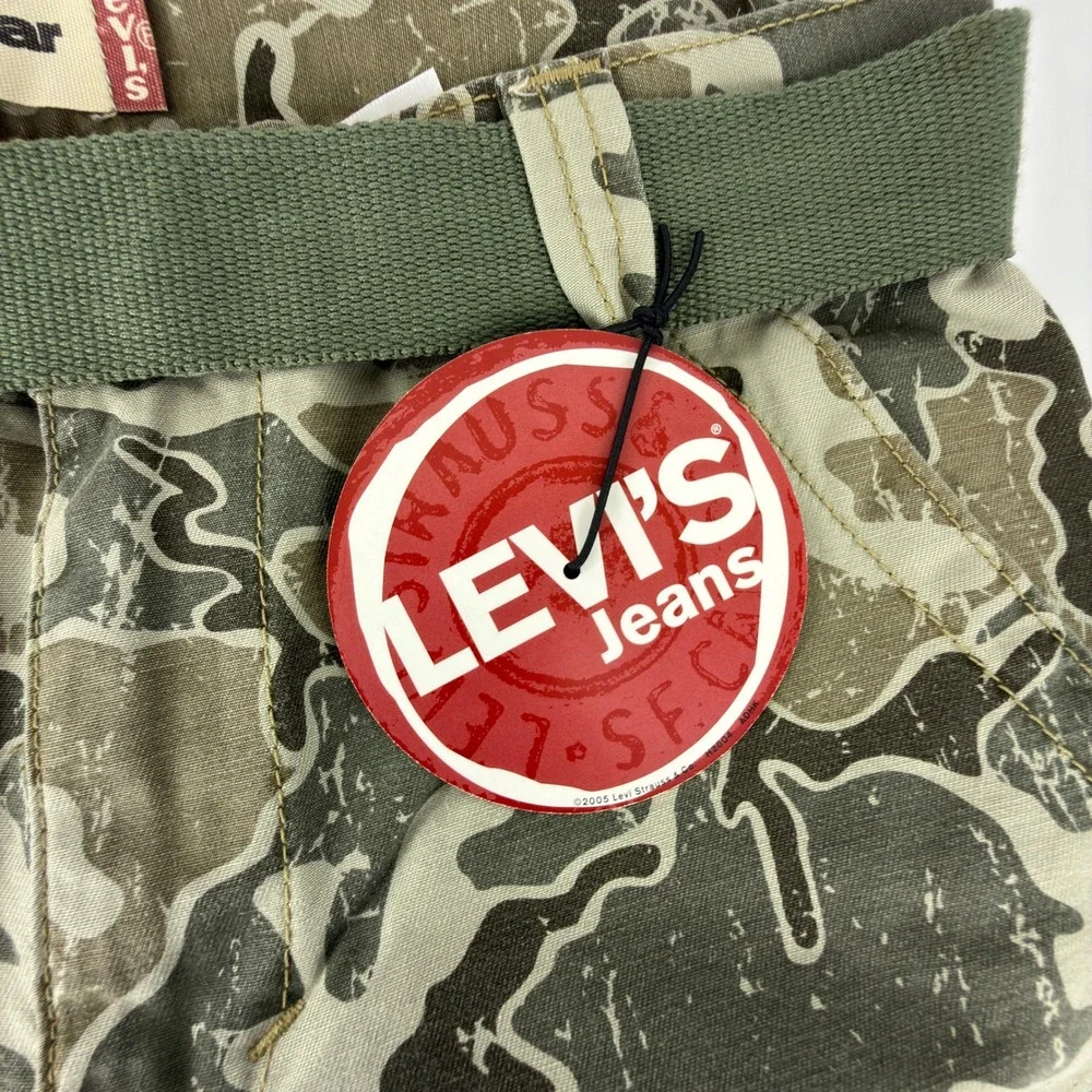 Levis Boys Size 12 Regular Camo Cargo Shorts Workwear NWT NOS 2000s Y2K